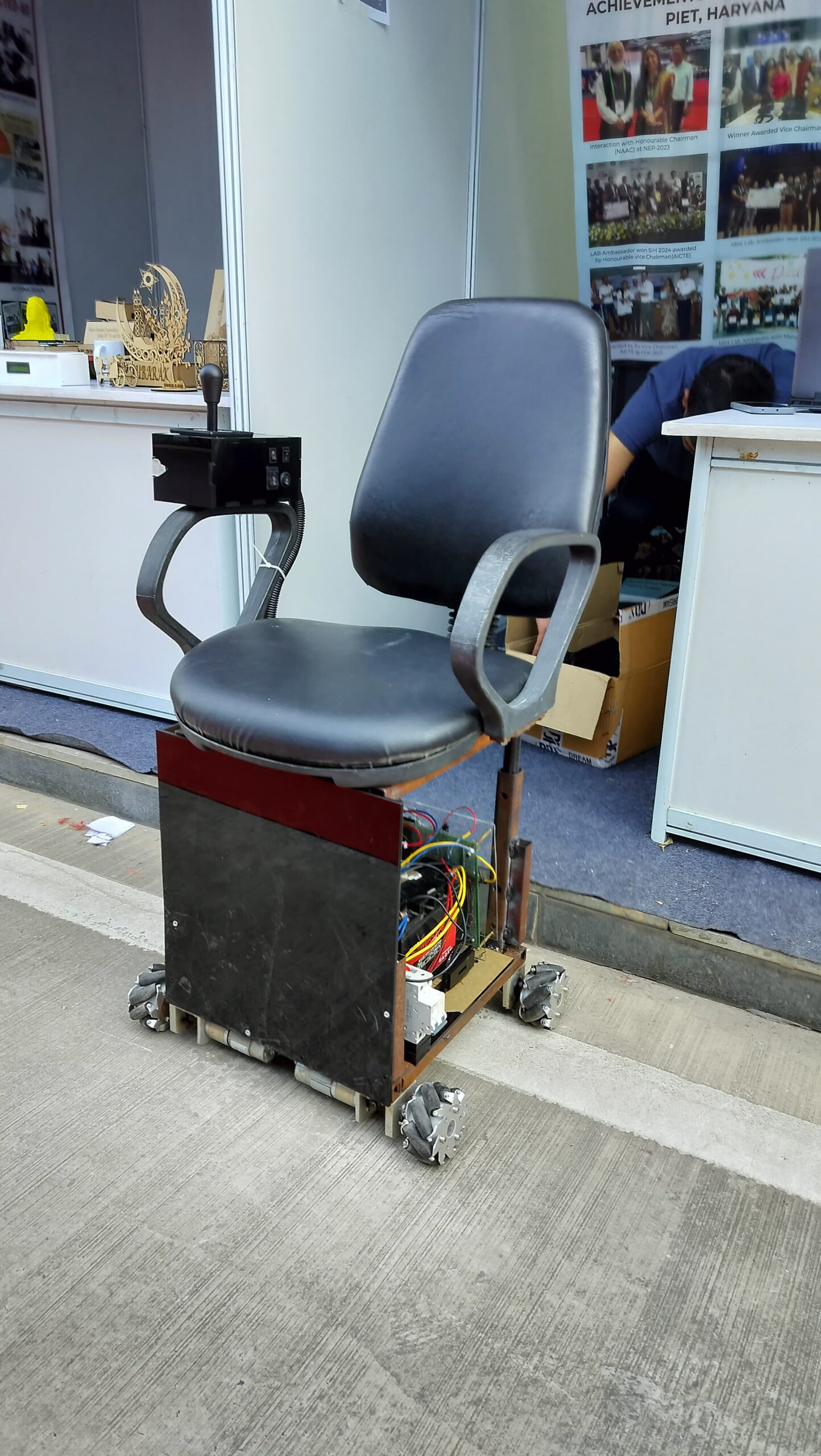 Sistema de silla robotizada asistencial